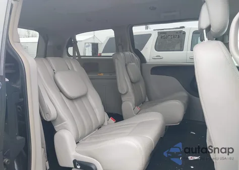 2012 Chrysler Town & Country Touring из США, поврежденный, VIN 2C4RC1BG1CR303667